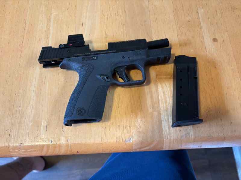 WTT/WTS M&amp;P Shield x with osight se red dot 