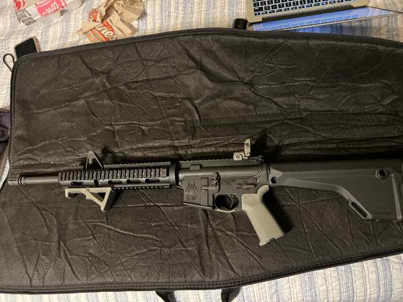 Spikes/DPMS magpul 5.56