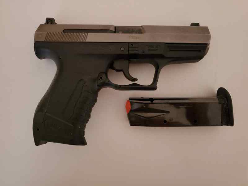 Walther P99 in .40 S&amp;W with extras