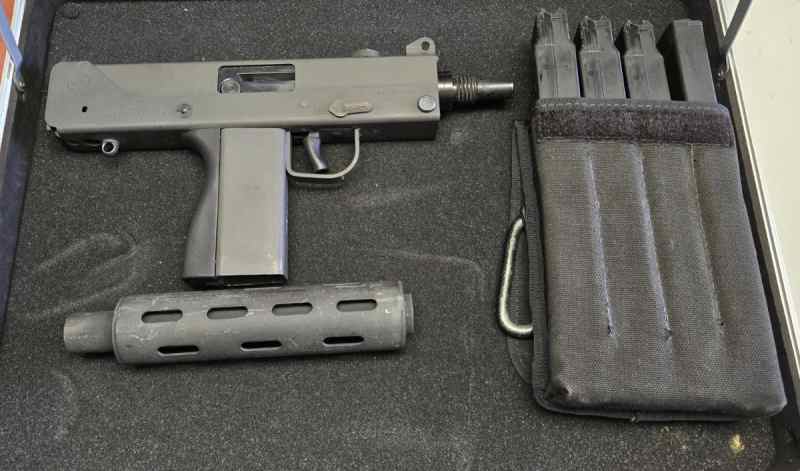 Cobray m11 9mm semi auto