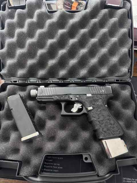Glock 19 