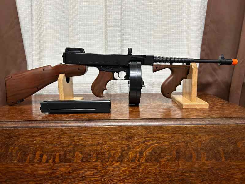 Thompson Model 1921 Chicago Typewriter Airsoft Toy