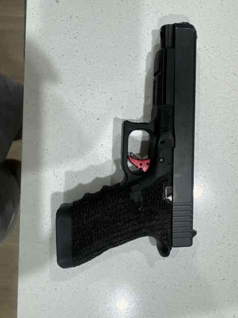 Custom Glock 35 (competition model)