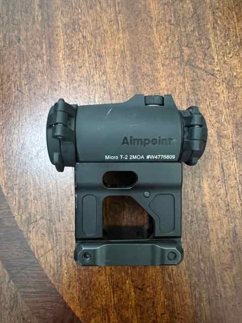 Aimpoint T2 on unity fast mount 