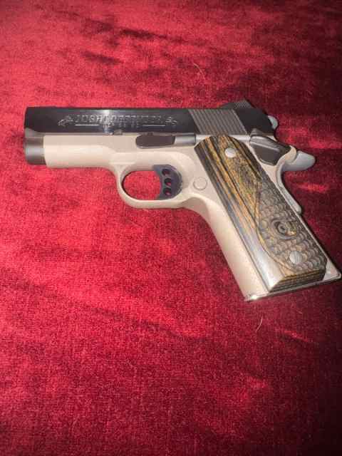 Colt NIGHT defender .45