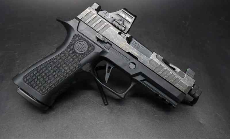 Sig Sauer P320 X-Compact Spectre Semi-Auto Pistol 