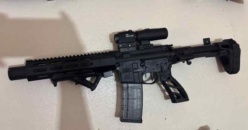 8.5 300 blackout with flash can