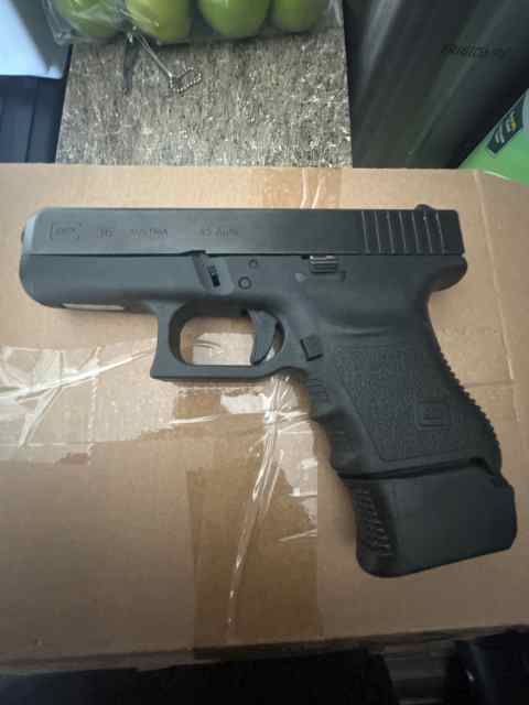 Glock 36 .45auto mint 