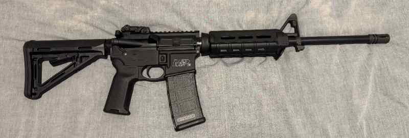 Smith &amp; Wesson M&amp;P 15 Sport II AR-15 Rifle Magpul