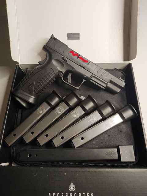 Springfield Armory XDM Elite 5.25 9mm 7 Mags