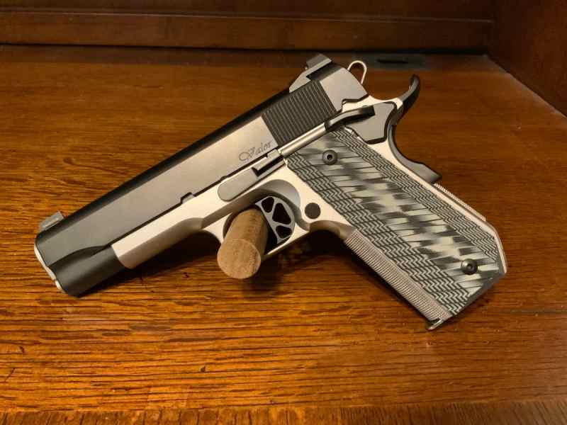 Dan Wesson V-Bob