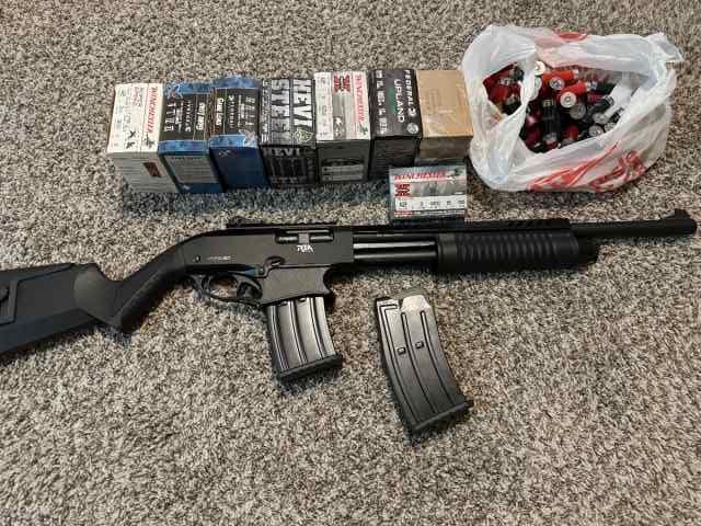 VRPA40 12 Gauge and free ammos