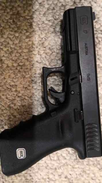 Glock 17 RTF2 Fishgill
