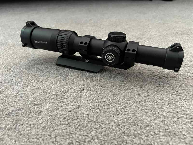 Vortex Strike Eagle 1-6x24 w/ Cantilever mount