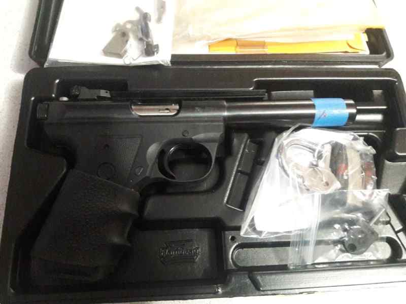 Ruger 22/45 MkIII 22LR pistol plus 10 mags