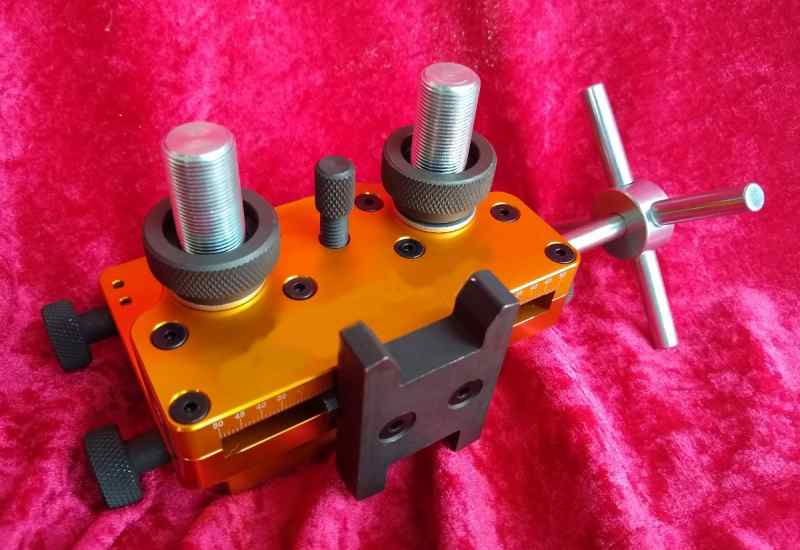 Exc. Quality Sight Pusher Press - install sights