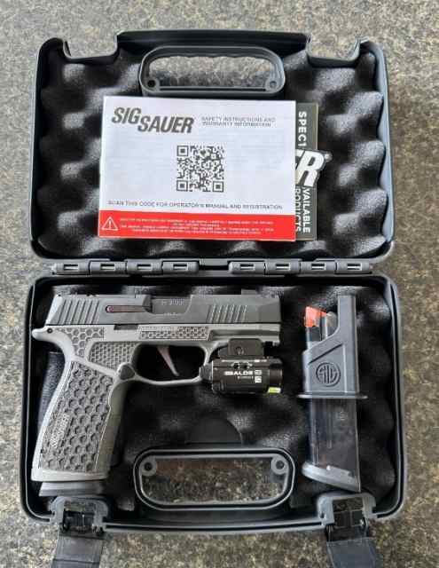 Sig Sauer P365 X-Macro Comp 9mm 3.1&quot; 17+1 LNIB