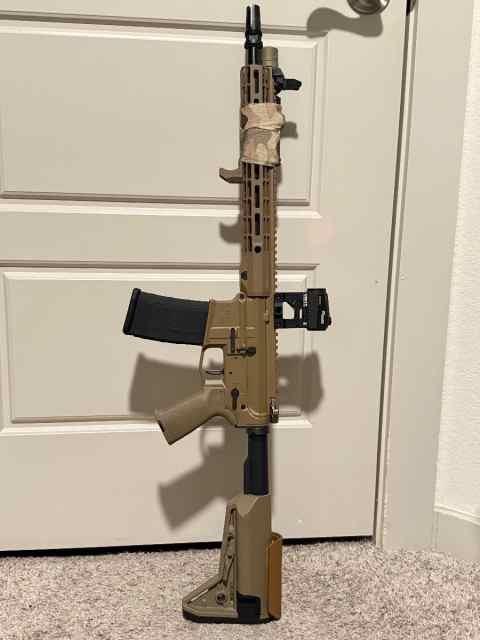 *MUST SELL* Aero Precision M4E1 Build 14.5
