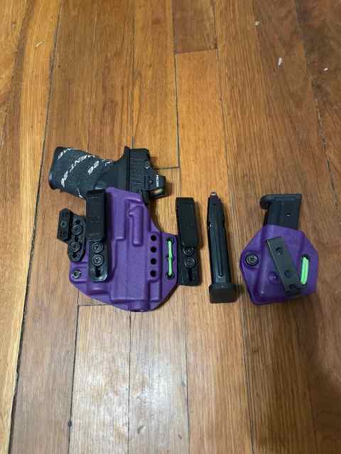 PSA Dagger with Extras 