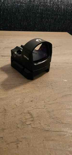Viridian rfx 15 Green Dot sight